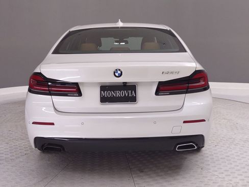Certified 2023 BMW 530i 530i w/ Convenience Package image 8