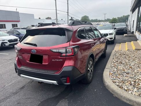 Used 2020 Subaru Outback Limited w/ Popular Package #2 AWD/4WD image 3
