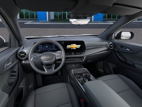 New 2026 Chevrolet Equinox LT w/ Convenience Package II image 29