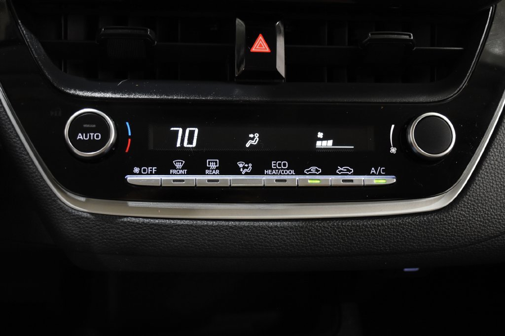 Used 2024 Toyota Corolla LE FWD image 19