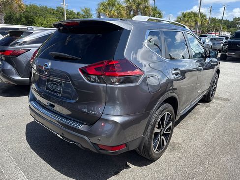 Used 2019 Nissan Rogue SL AWD/4WD image 34