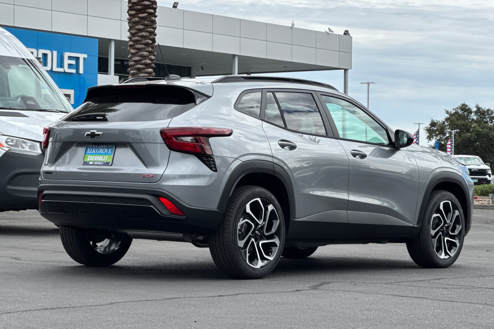 New 2026 Chevrolet Trax RS w/ Driver Confidence Package FWD image 3