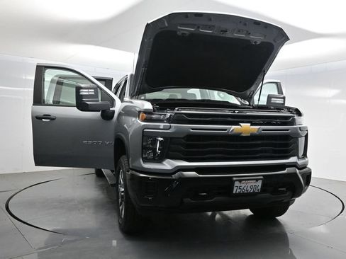 Used 2025 Chevrolet Silverado 2500 Custom w/ Custom Convenience Package AWD/4WD image 51