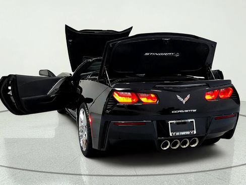 Used 2014 Chevrolet Corvette Stingray Convertible w/ 3LT Preferred Equipment Group RWD image 11