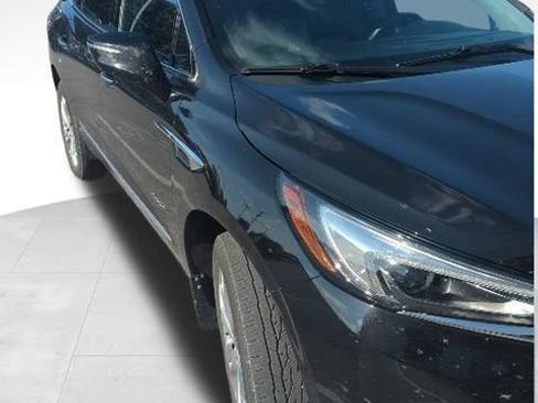 Used 2020 Buick Enclave Avenir w/ Avenir Technology Package AWD/4WD image 13