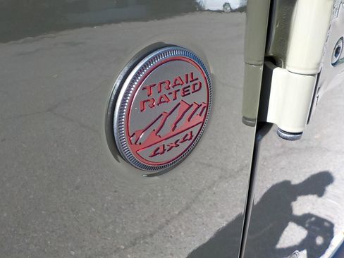 New 2025 Jeep Wrangler Unlimited Rubicon w/ Technology Group image 19