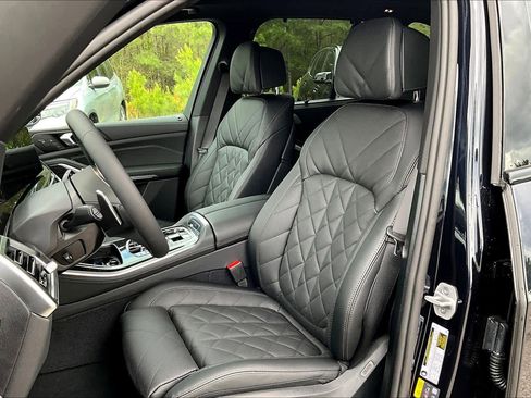 New 2026 BMW X5 xDrive50e w/ Executive Package AWD/4WD image 7