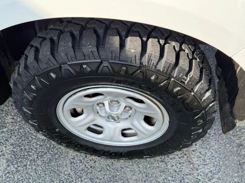 Used 2018 Nissan Frontier S w/ Work Truck Package RWD image 39