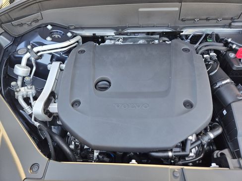 New 2026 Volvo XC90 B6 Ultra w/ Protection Package image 35