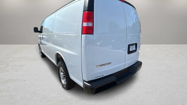 Used 2025 Chevrolet Express 2500 w/ Driver Convenience Package RWD image 41