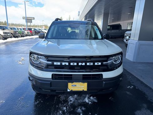 Used 2024 Ford Bronco Sport Outer Banks w/ Tech Package image 2