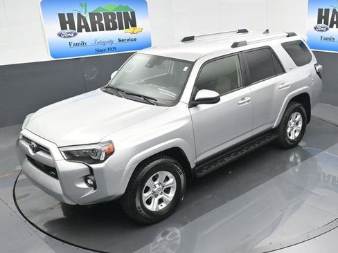 Used 2024 Toyota 4Runner SR5 image 12