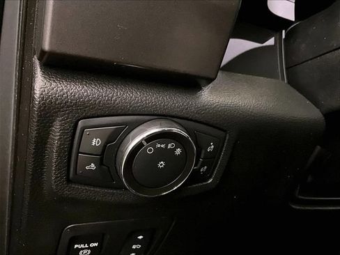 Used 2018 Ford F150 XLT w/ Equipment Group 302A Luxury RWD image 31