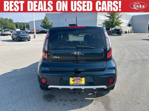 Used 2017 Kia Soul + FWD image 4