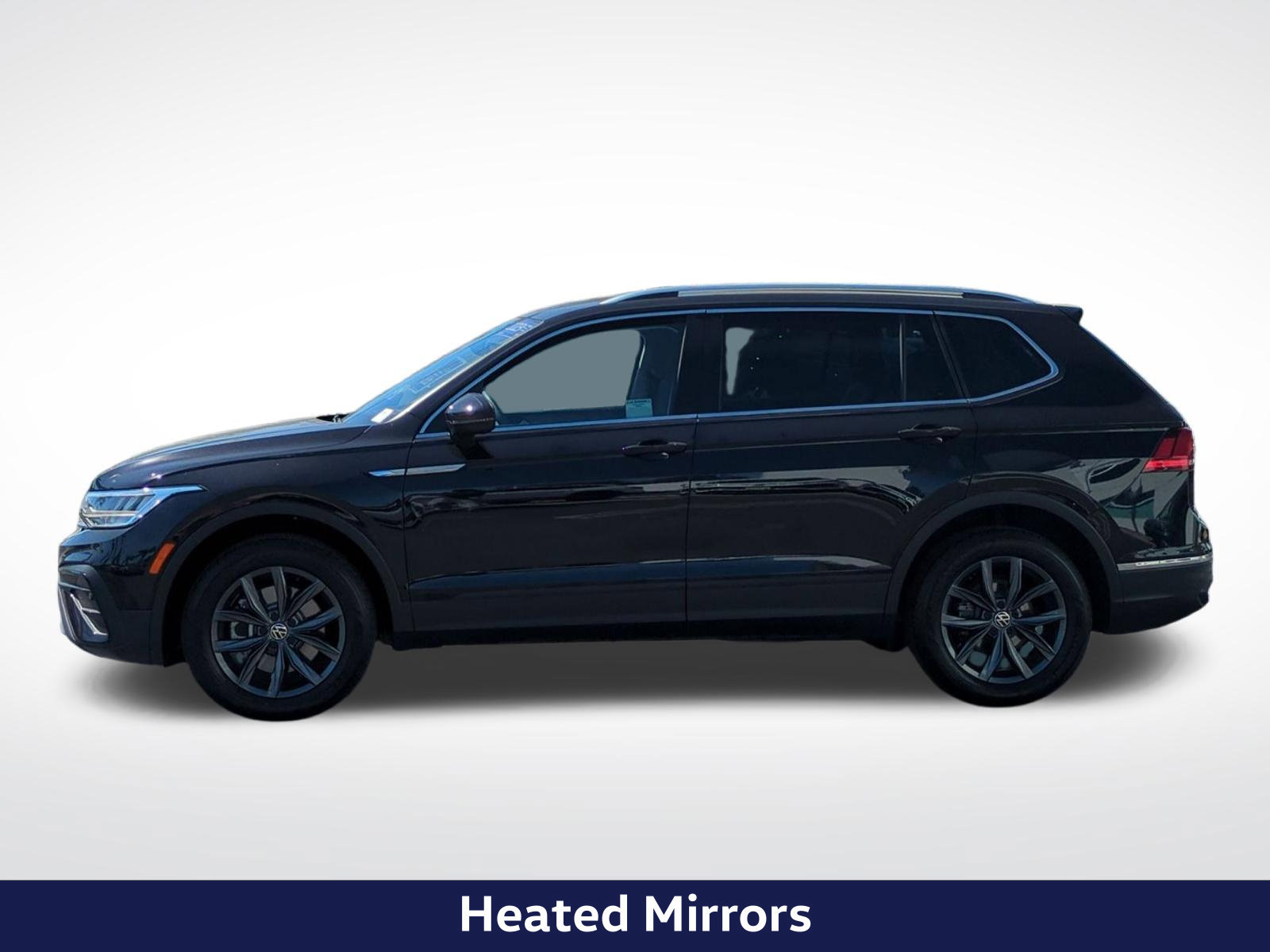 Used 2023 Volkswagen Tiguan SE FWD image 5