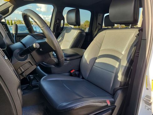 Used 2024 RAM 3500 Tradesman image 16