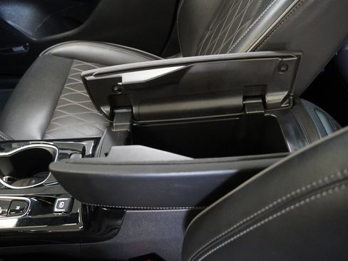 Used 2023 Buick Envision Avenir image 26