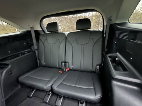 Certified 2023 Kia Sorento EX image 21
