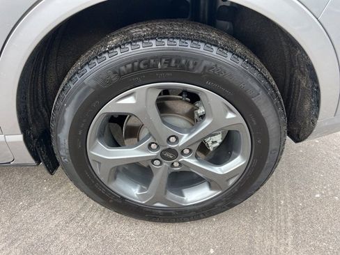 Certified 2024 Ford Escape ST-Line w/ Tech Pack #1 image 9