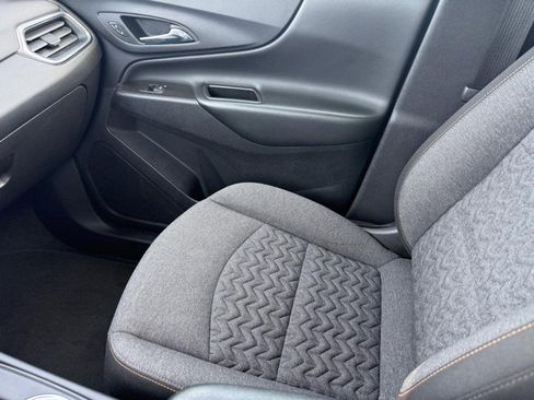 Used 2024 Chevrolet Equinox LT image 20