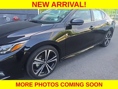 Used 2023 Nissan Sentra SR w/ SR Premium Package FWD image 17