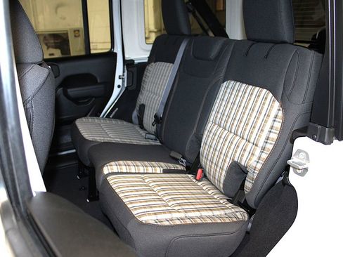 New 2026 Jeep Wrangler Unlimited Sport image 25