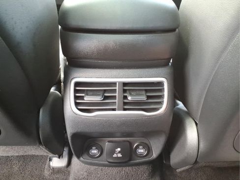 Used 2023 Hyundai Santa Fe Limited AWD/4WD image 30