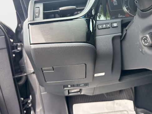 Used 2025 Lexus ES 350 w/ Premium Package FWD image 29