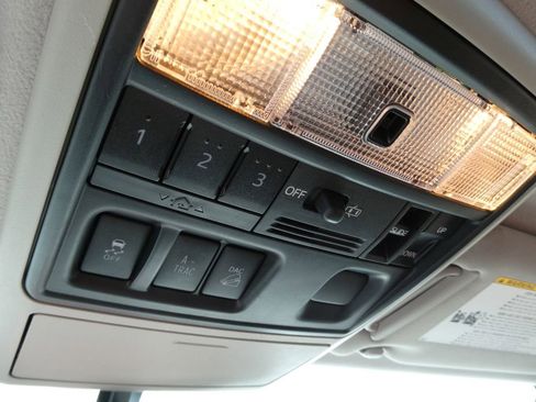 Used 2019 Toyota 4Runner 4WD image 26