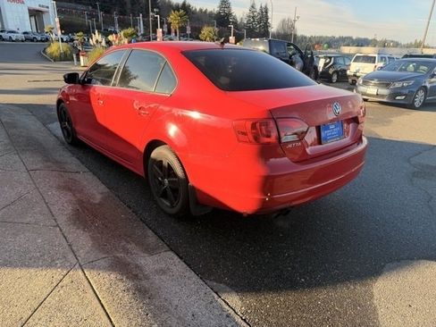 Used 2012 Volkswagen Jetta TDI image 8