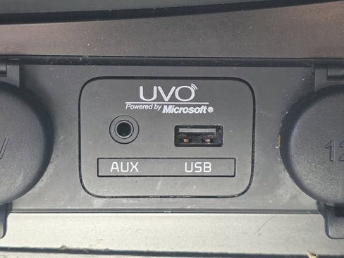 Used 2015 Kia Optima LX w/ LX Convenience Plus Package FWD image 4