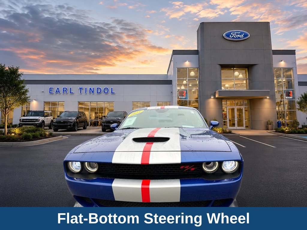 Used 2021 Dodge Challenger R/T Scat Pack RWD image 3