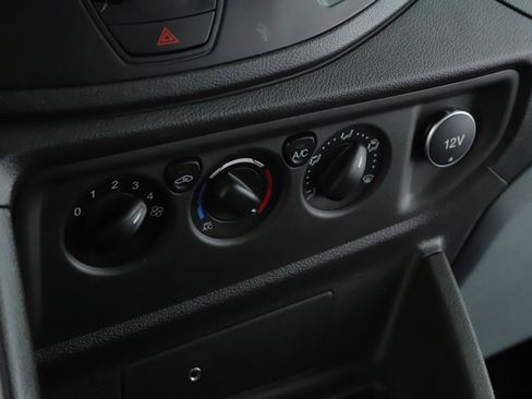 Used 2017 Ford Transit 350 XL image 10