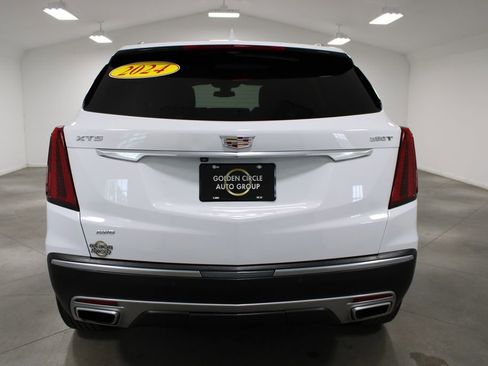 Used 2024 Cadillac XT5 Premium Luxury AWD/4WD image 8