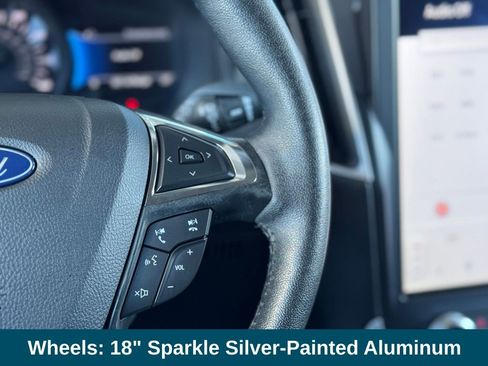 Used 2024 Ford Edge SEL image 11