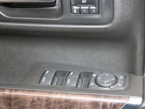 Used 2021 GMC Sierra 1500 Denali w/ Denali Ultimate Package AWD/4WD image 44