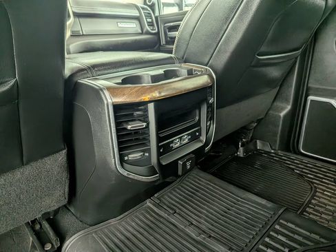 Used 2023 RAM 3500 Laramie AWD/4WD image 33