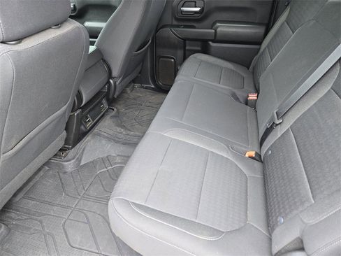 Used 2022 Chevrolet Silverado 2500 Custom w/ Custom Convenience Package image 19