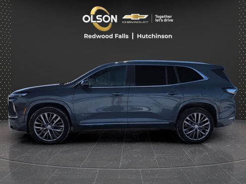 Used 2025 Buick Enclave Avenir w/ Super Cruise Package image 2