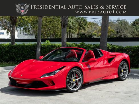Used 2022 Ferrari F8 Tributo image 1