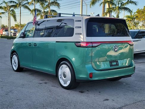 Used 2025 Volkswagen ID. Buzz 1st Edition image 6