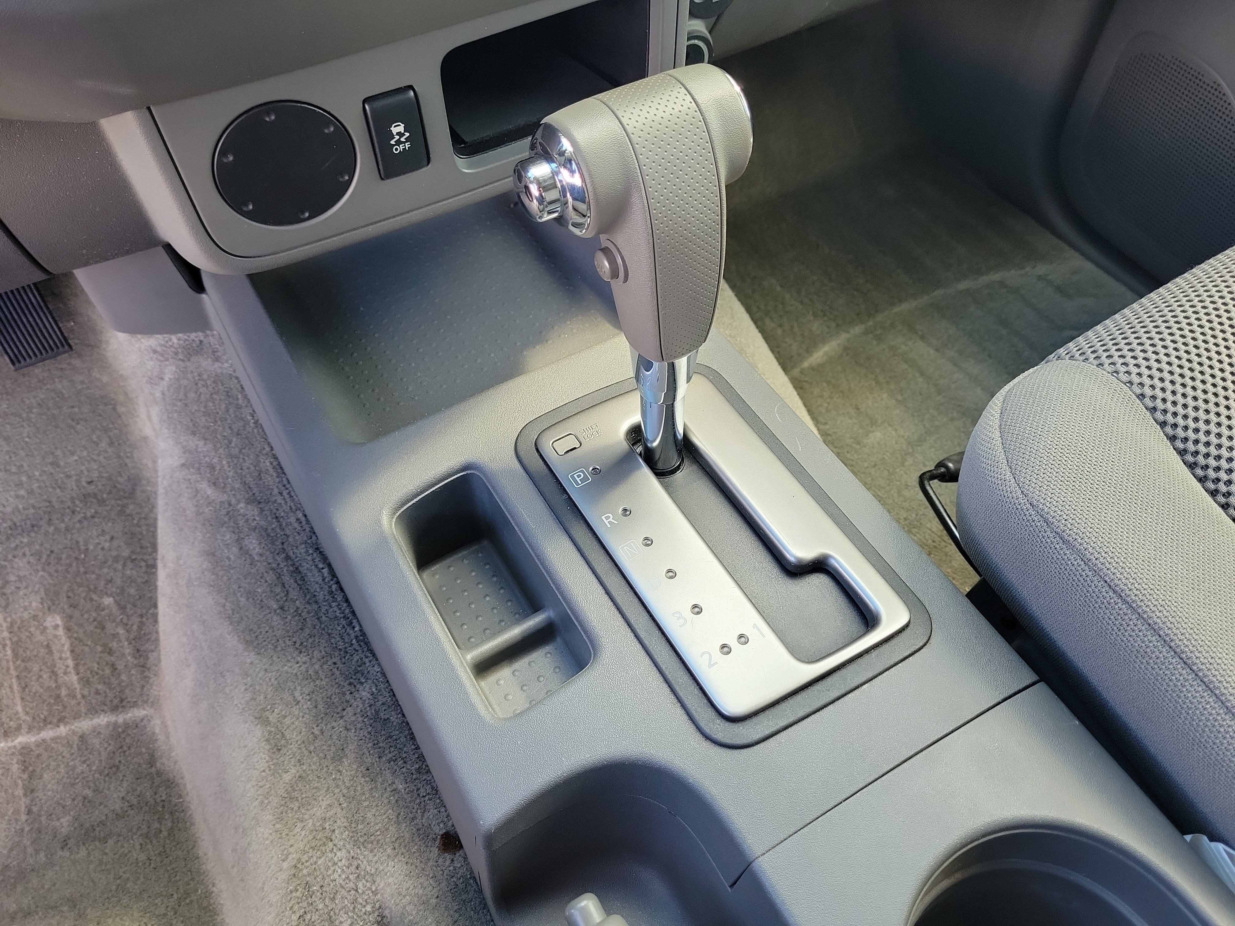 Certified 2018 Nissan Frontier SV RWD image 21