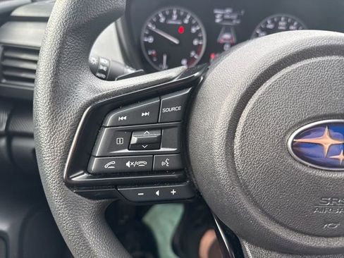 Used 2025 Subaru Crosstrek 2.0i Premium image 27