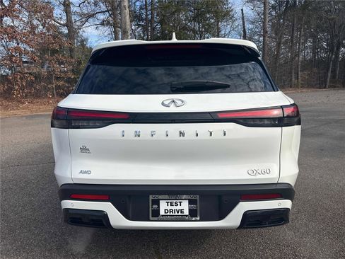 Certified 2025 INFINITI QX60 Pure image 6