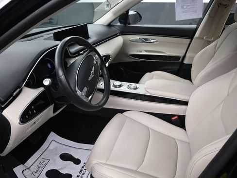 Used 2023 Genesis GV70 2.5T AWD/4WD image 23
