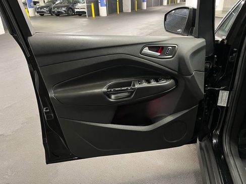 Used 2016 Ford C-MAX Energi SEL image 15