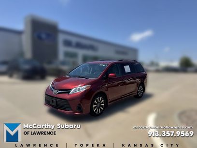 Used 2018 Toyota Sienna LE