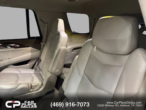 Used 2016 Cadillac Escalade Luxury RWD image 25