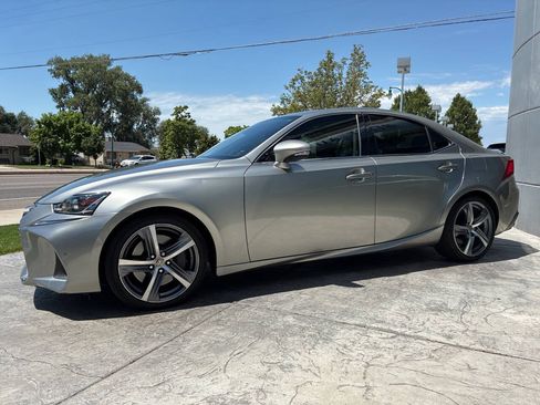 Used 2017 Lexus IS 300 AWD w/ Navigation System Package image 4