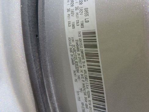 Used 2018 Chrysler Pacifica Touring Plus w/ S Appearance Package FWD image 25